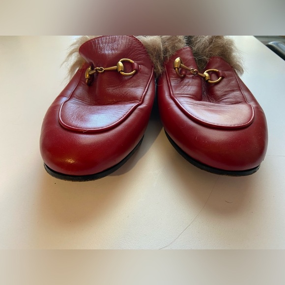 Gucci Princetown Fur-Lined Leather Mules - Red (Size 40 / US 10) - Picture 5 of 9
